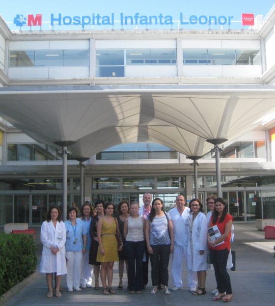 El Hospital Universitario Infanta Leonor colabora con asociaciones de pacientes con lesión medular.