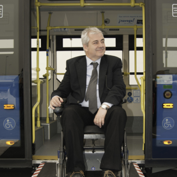 EMT asegura el viaje a las personas con movilidad reducida